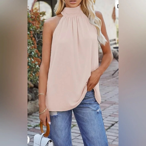 1.4.3. Story by Line Up Pink Halter Blouse - Picture 3 of 7